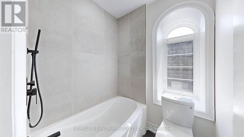 1 Madeline Road, Toronto (Willowdale West), ON - Indoor Photo Showing Bathroom