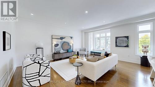 1 Madeline Road, Toronto (Willowdale West), ON - Indoor Photo Showing Living Room