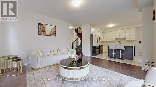 4 Waterleaf Road, Markham, ON - Indoor Photo Showing Living Room