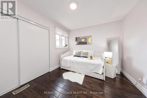 43 Pilkington Crescent, Vaughan, ON - Indoor Photo Showing Bedroom