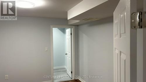 76 Woodriver Street, Richmond Hill, ON - Indoor Photo Showing Other Room