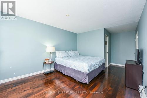 89 - 1036 Falgarwood Drive, Oakville, ON - Indoor Photo Showing Bedroom