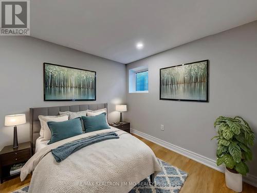 27 Green Spring Drive, Toronto (Milliken), ON - Indoor Photo Showing Bedroom