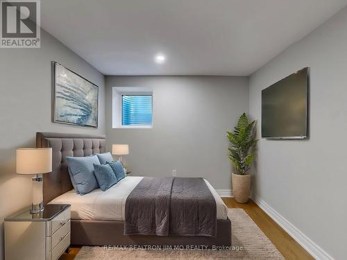 27 Green Spring Drive, Toronto (Milliken), ON - Indoor Photo Showing Bedroom