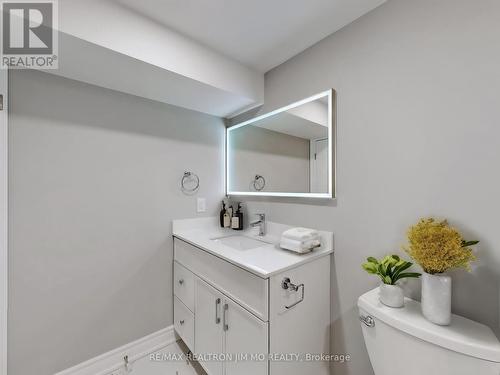 27 Green Spring Drive, Toronto (Milliken), ON - Indoor Photo Showing Bathroom