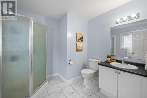 35 Freure Drive, Cambridge, ON - Indoor Photo Showing Bathroom