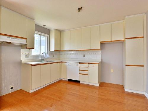 Kitchen - 239 Rue Blue Haven, Dollard-Des-Ormeaux, QC - Indoor Photo Showing Kitchen