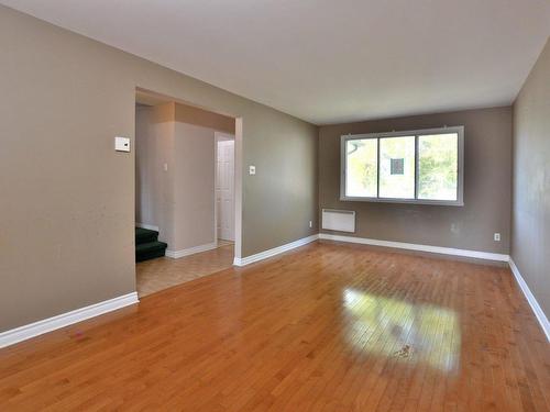 Living room - 239 Rue Blue Haven, Dollard-Des-Ormeaux, QC - Indoor Photo Showing Other Room