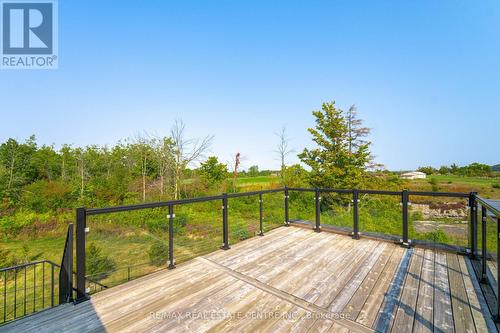 29 - 35 Midhurst Heights, Hamilton (Stoney Creek Mountain), ON - Outdoor With Deck Patio Veranda