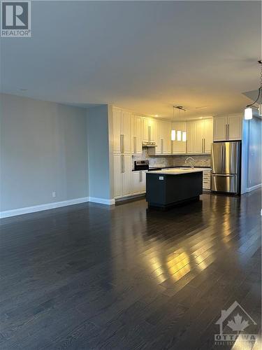 183 Glynn Avenue, Ottawa, ON - Indoor Photo Showing Kitchen