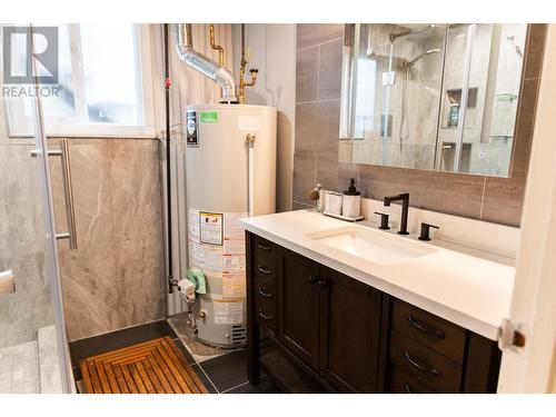 3629 Aspen Avenue, Terrace, BC - Indoor Photo Showing Bathroom