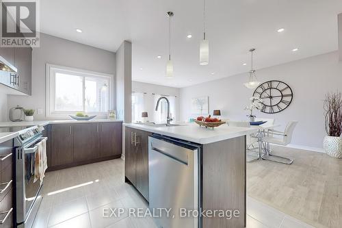 127 Laugher Avenue, Welland, ON - Indoor Photo Showing Kitchen With Upgraded Kitchen