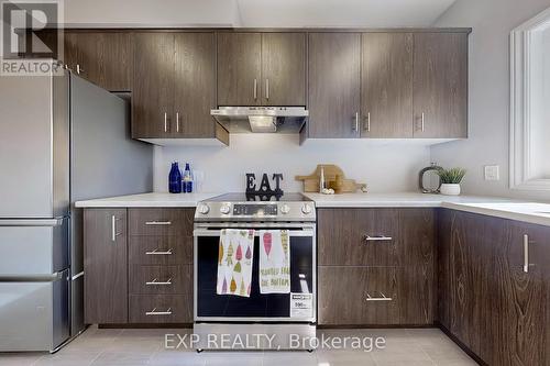 127 Laugher Avenue, Welland, ON - Indoor Photo Showing Kitchen