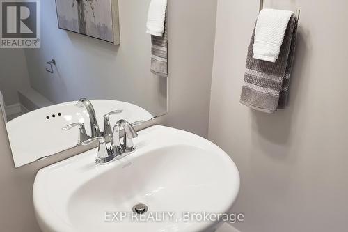 127 Laugher Avenue, Welland, ON - Indoor Photo Showing Bathroom