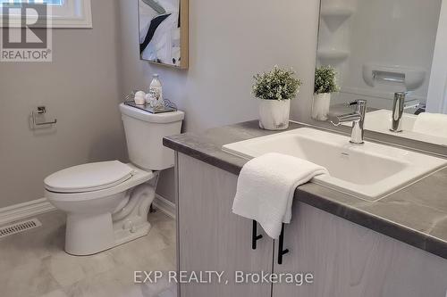 127 Laugher Avenue, Welland, ON - Indoor Photo Showing Bathroom