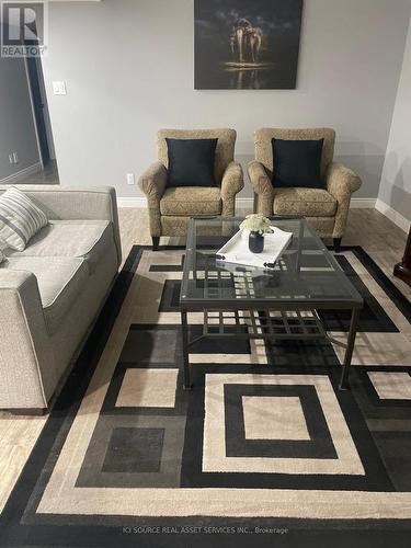 497 West Belle River Road, Essex, ON - Indoor Photo Showing Living Room