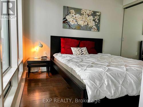 701 - 8 The Esplanade, Toronto (Waterfront Communities), ON - Indoor Photo Showing Bedroom