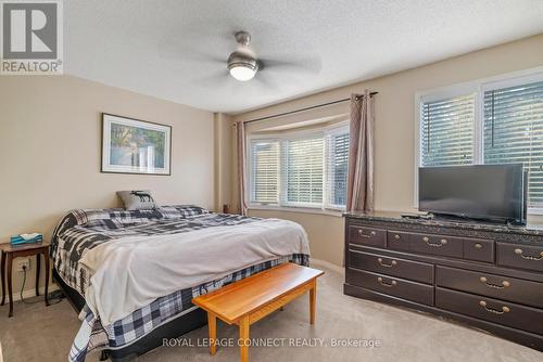 786 Candaras Street, Innisfil (Alcona), ON - Indoor Photo Showing Bedroom