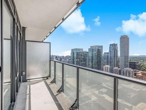 3602-161 Roehampton Ave, Toronto, ON - Outdoor With View With Exterior