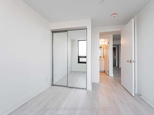 423-33 Frederick Todd Way, Toronto, ON - Indoor Photo Showing Other Room