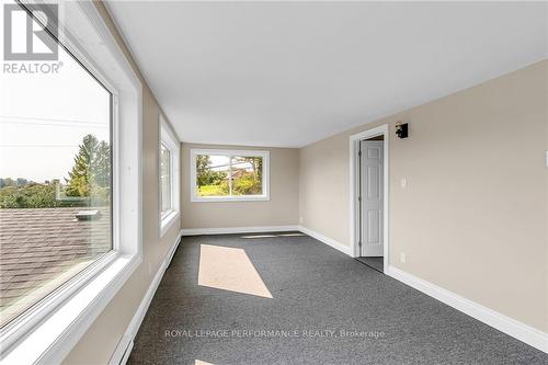 19380 County Rd 2 Road, South Glengarry, ON - Indoor Photo Showing Other Room