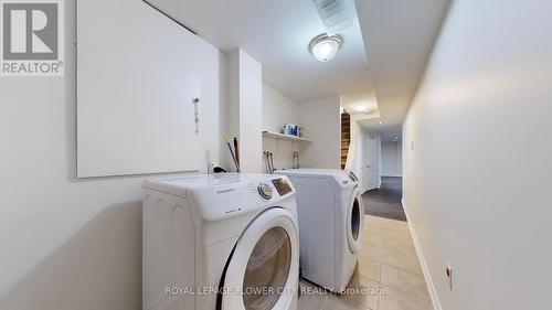 38 Whiteface Crescent, Brampton, ON - Indoor Photo Showing Laundry Room