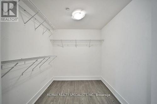 5102 - 1 Yorkville Avenue, Toronto (Annex), ON - Indoor With Storage