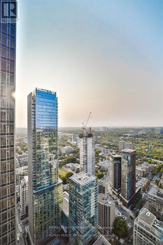 5102 - 1 Yorkville Avenue, Toronto (Annex), ON - Outdoor With View