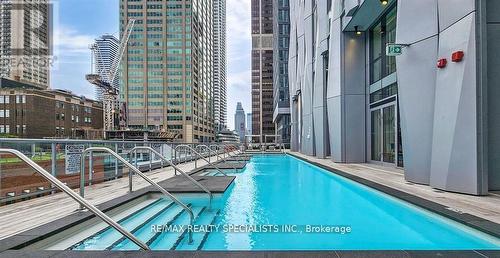 5102 - 1 Yorkville Avenue, Toronto (Annex), ON - Outdoor With In Ground Pool