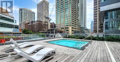 5102 - 1 Yorkville Avenue, Toronto (Annex), ON - Outdoor With Deck Patio Veranda With Facade