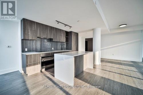 5102 - 1 Yorkville Avenue, Toronto (Annex), ON - Indoor Photo Showing Kitchen With Upgraded Kitchen