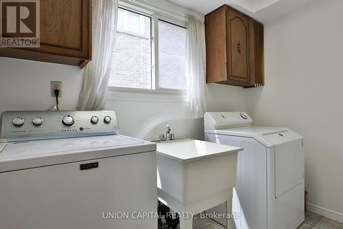 47 Holm Crescent, Markham (Aileen-Willowbrook), ON - Indoor Photo Showing Laundry Room