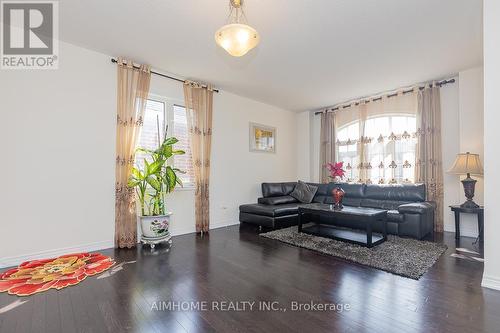 3 Furrow Street, Markham (Wismer), ON - Indoor Photo Showing Living Room