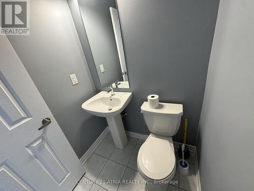 214 Warden Street, Clearview (Stayner), ON - Indoor Photo Showing Bathroom