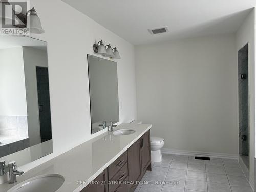 214 Warden Street, Clearview (Stayner), ON - Indoor Photo Showing Bathroom