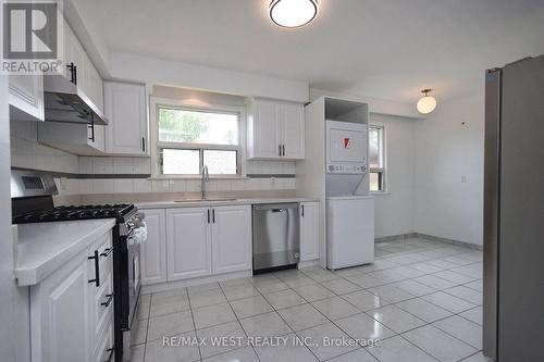 Main - 124 Allanhurst Drive, Toronto (Edenbridge-Humber Valley), ON - Indoor Photo Showing Kitchen