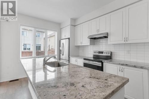 23 Doris Pawley Crescent, Caledon, ON - Indoor Photo Showing Kitchen With Upgraded Kitchen