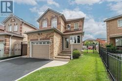 5599 BRENCHLEY AVENUE  Mississauga, ON L5V 2H3