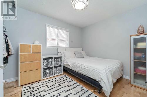 5599 Brenchley Avenue, Mississauga, ON - Indoor Photo Showing Bedroom