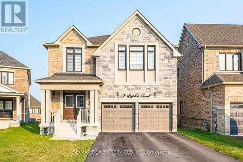 7 Byblos Court, East Gwillimbury (Holland Landing), ON - Outdoor With Facade