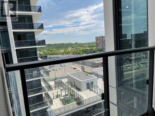 1009 - 9618 Yonge Street, Richmond Hill, ON - Outdoor With View