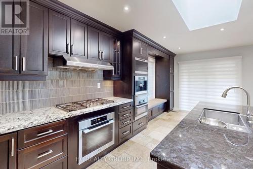 83 Fairway Heights Drive N, Markham (Bayview Fairway-Bayview Country Club Estates), ON - Indoor Photo Showing Kitchen With Upgraded Kitchen