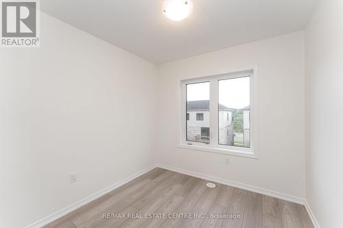 83 Holder Drive, Brantford, ON - Indoor Photo Showing Other Room