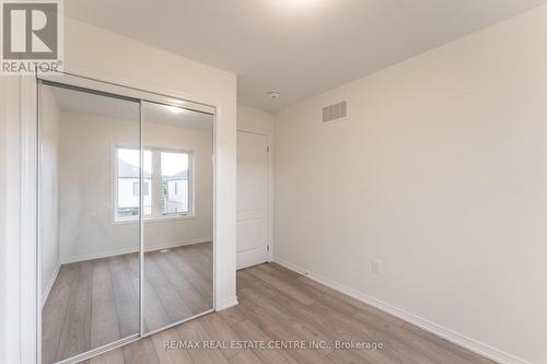 83 Holder Drive, Brantford, ON - Indoor Photo Showing Other Room