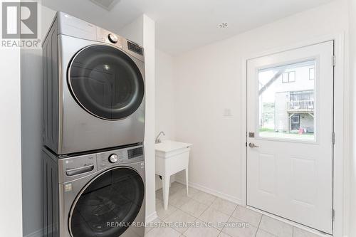 83 Holder Drive, Brantford, ON - Indoor Photo Showing Laundry Room