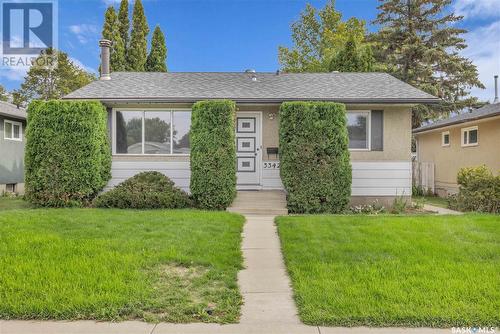 3342 Diefenbaker Drive, Saskatoon, SK - Outdoor