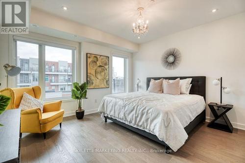 107 Frederick Tisdale Drive, Toronto (Downsview-Roding-Cfb), ON - Indoor Photo Showing Bedroom