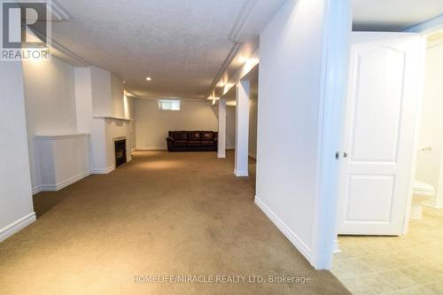 17 Grosvenor Street N, St. Catharines, ON - Indoor Photo Showing Other Room