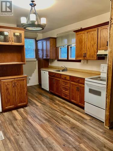 4835 Trulls Road, Clarington, ON - Indoor Photo Showing Kitchen