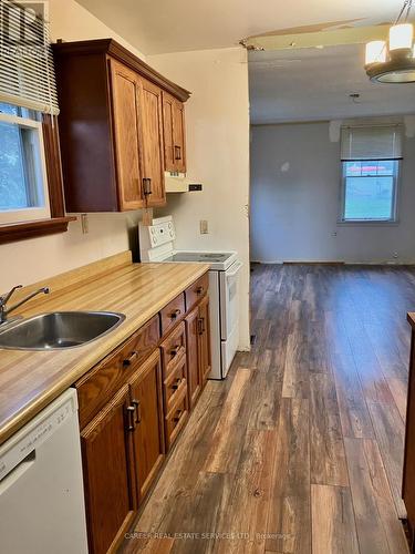 4835 Trulls Road, Clarington, ON - Indoor Photo Showing Kitchen